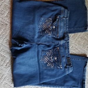 Earl Jean's womens 24W